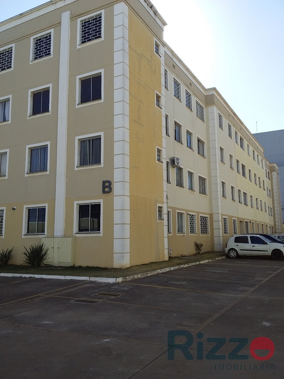 Apartamento 2 Quartos, Condomínio Bello Cielo, Parque Esplanada III, Valparaíso de Goiás GO - Revenda