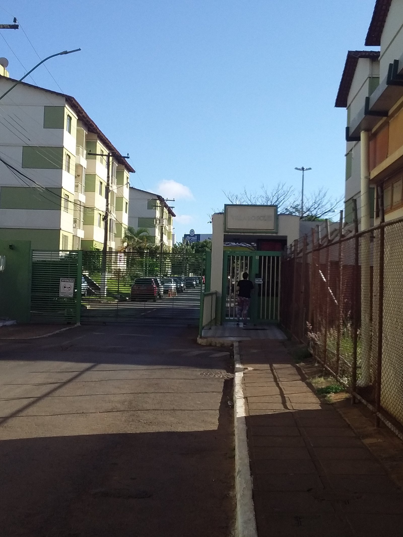 Otimo Apartamento Condominio Vila do Sol II - Aluguel